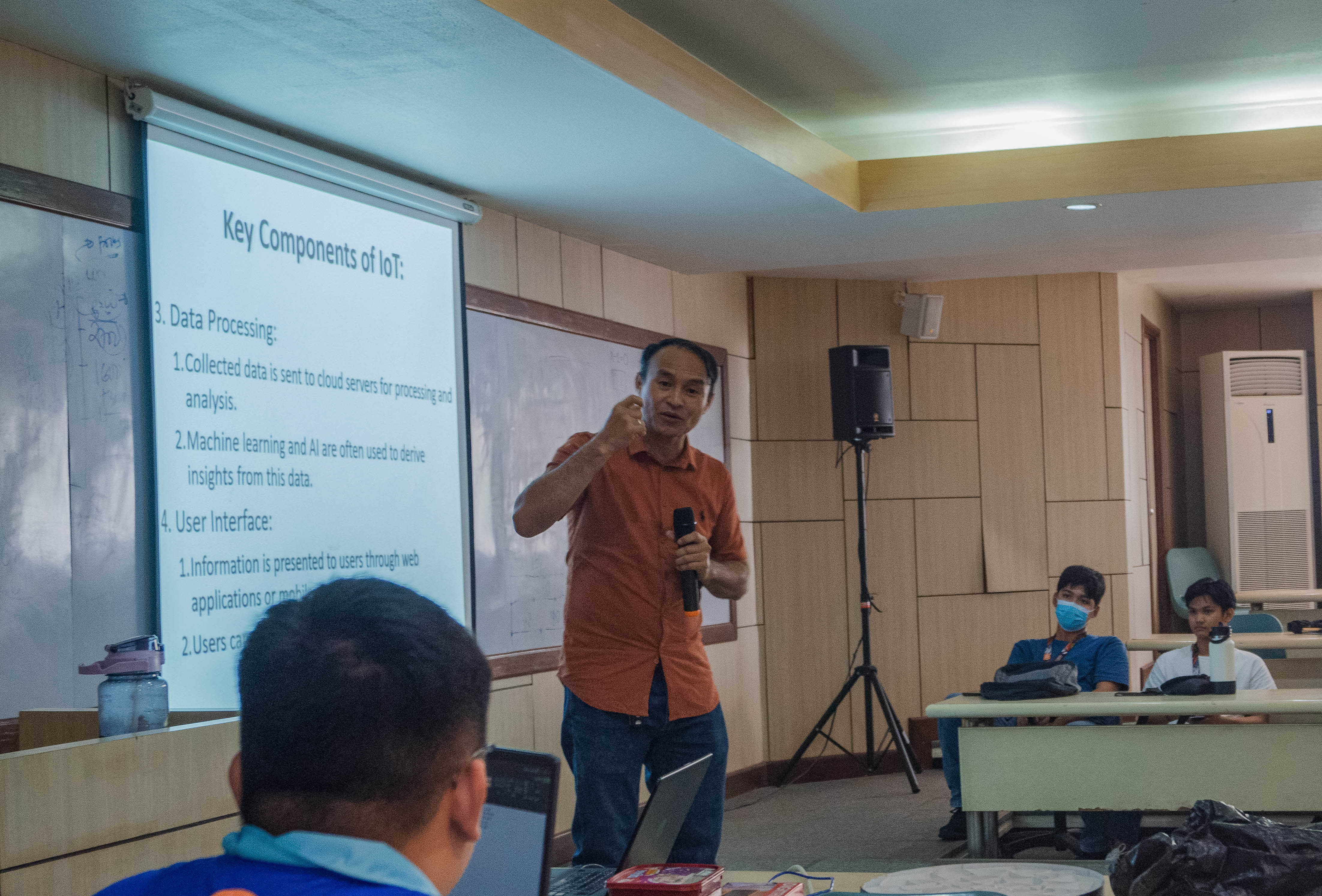 ICYMI: LOOP hosted an IoT Seminar